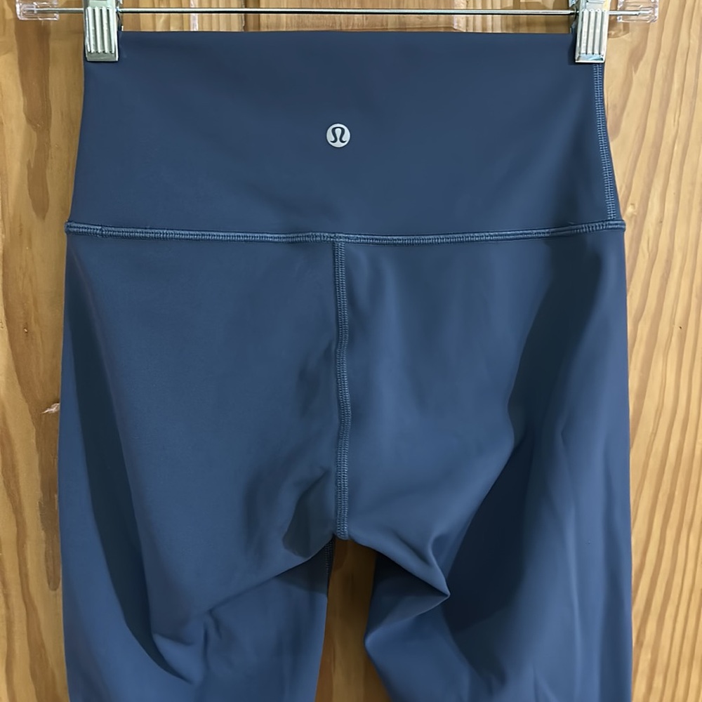 Lululemon Wunder Under Crop (High-Rise) 21" ~ 4 - Picture 7 of 10
